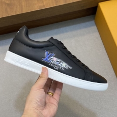 Louis Vuitton Low Shoes